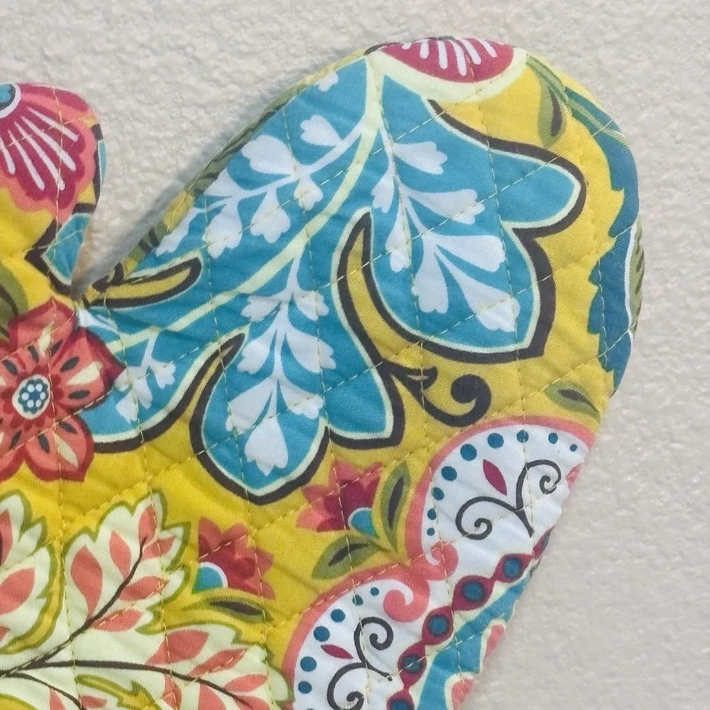 Vera Bradley Yellow Provencal Oven Mitt Henney Paisley Quilted Baking Kitchen